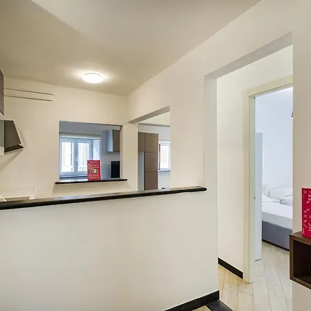 Xxv Aprile Downtown By Wonderful Italy *
